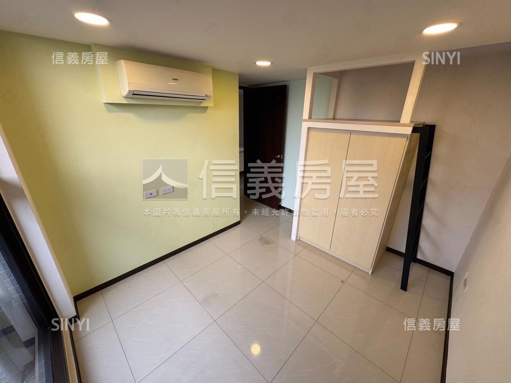 合勤綠園道美裝２房車位房屋室內格局與周邊環境