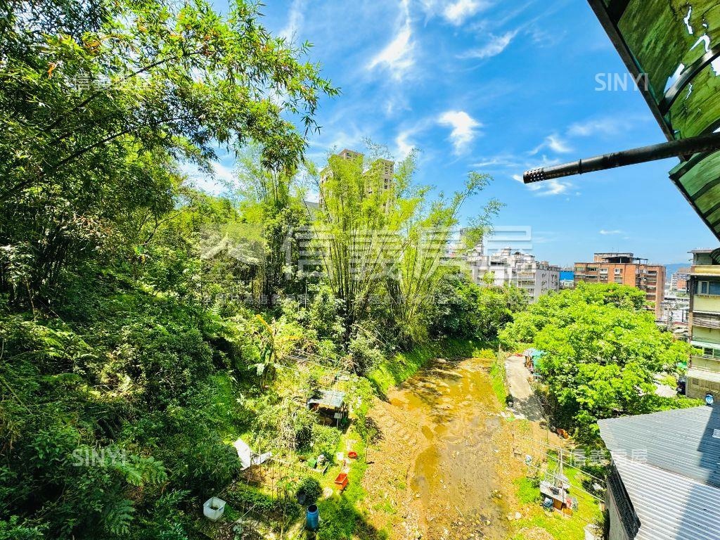清新幽靜方正電梯三房房屋室內格局與周邊環境