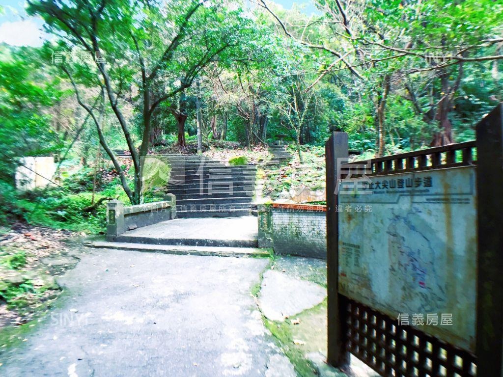 清新幽靜方正電梯三房房屋室內格局與周邊環境