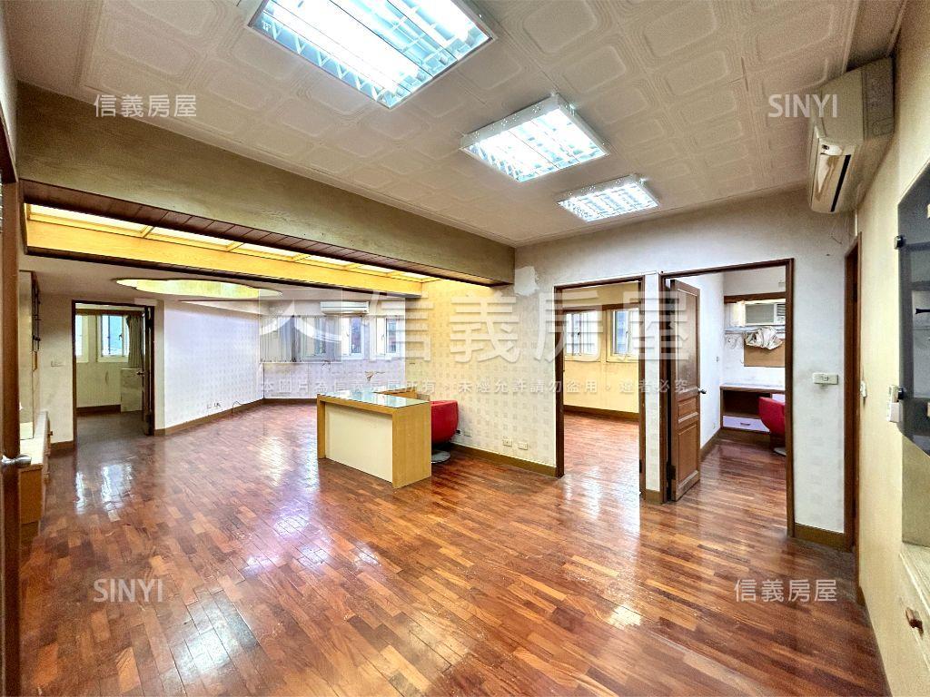 可看屋！遠企高樓邊間四房房屋室內格局與周邊環境