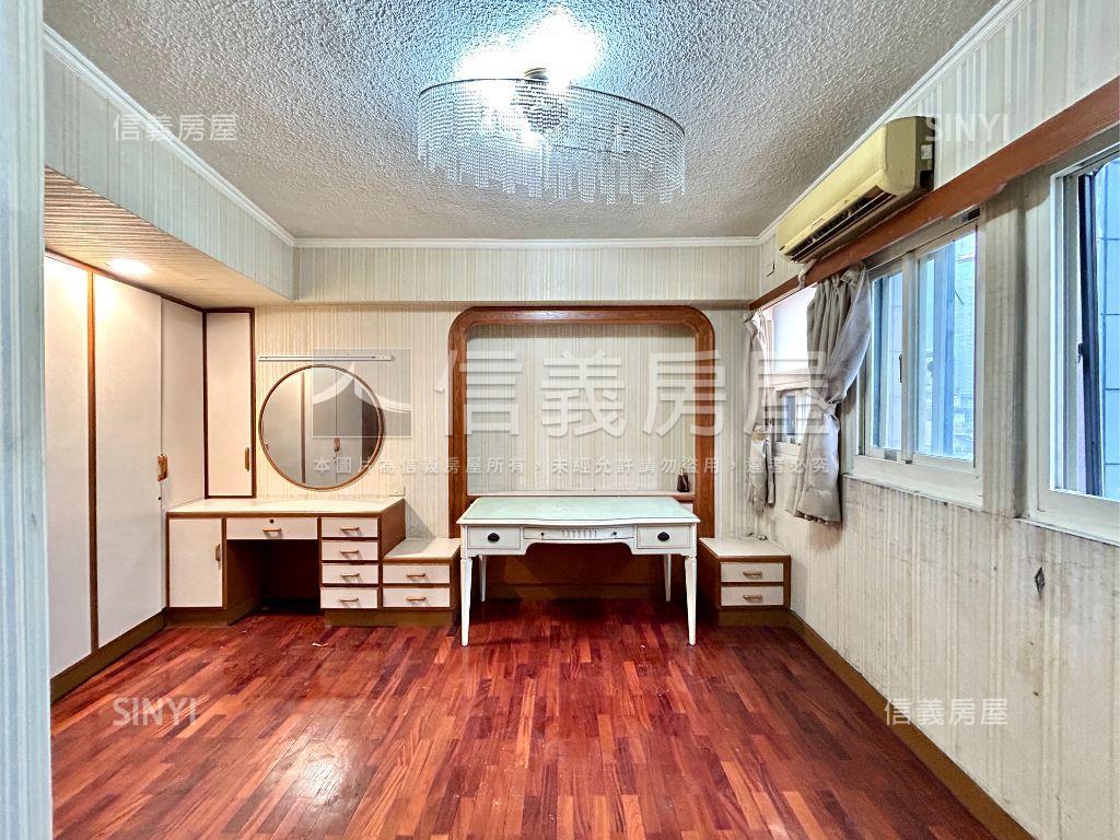 可看屋！遠企高樓邊間四房房屋室內格局與周邊環境