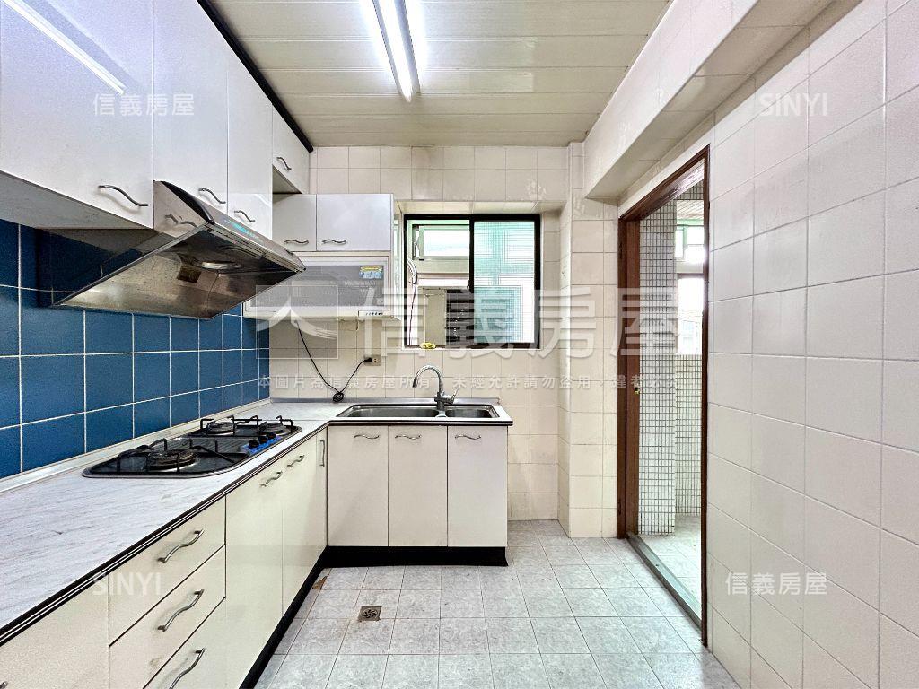 可看屋！遠企高樓邊間四房房屋室內格局與周邊環境