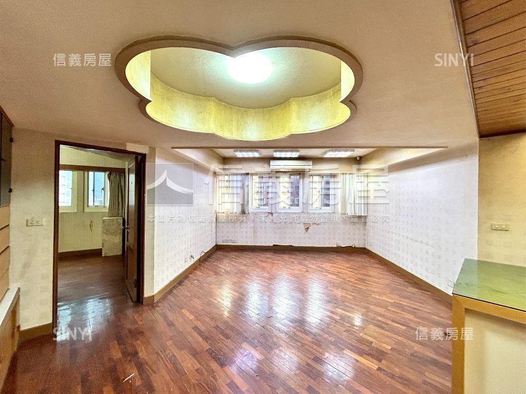 可看屋！遠企高樓邊間四房房屋室內格局與周邊環境