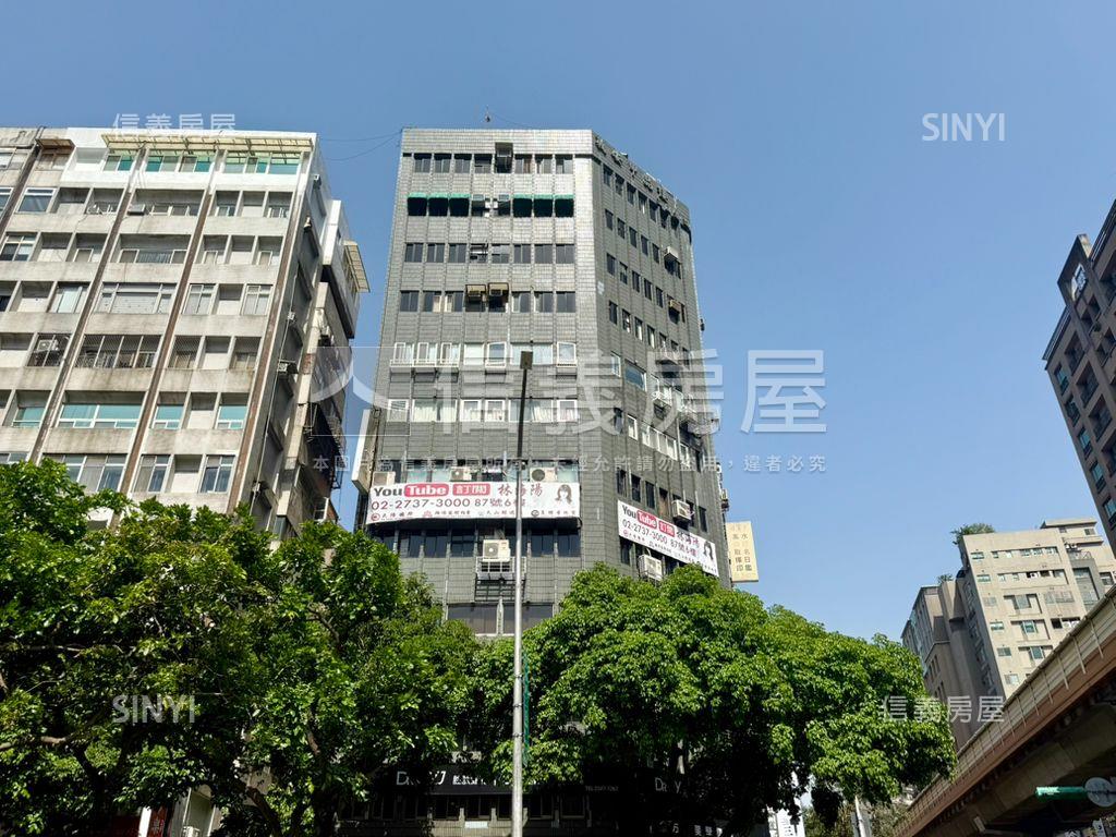 可看屋！遠企高樓邊間四房房屋室內格局與周邊環境