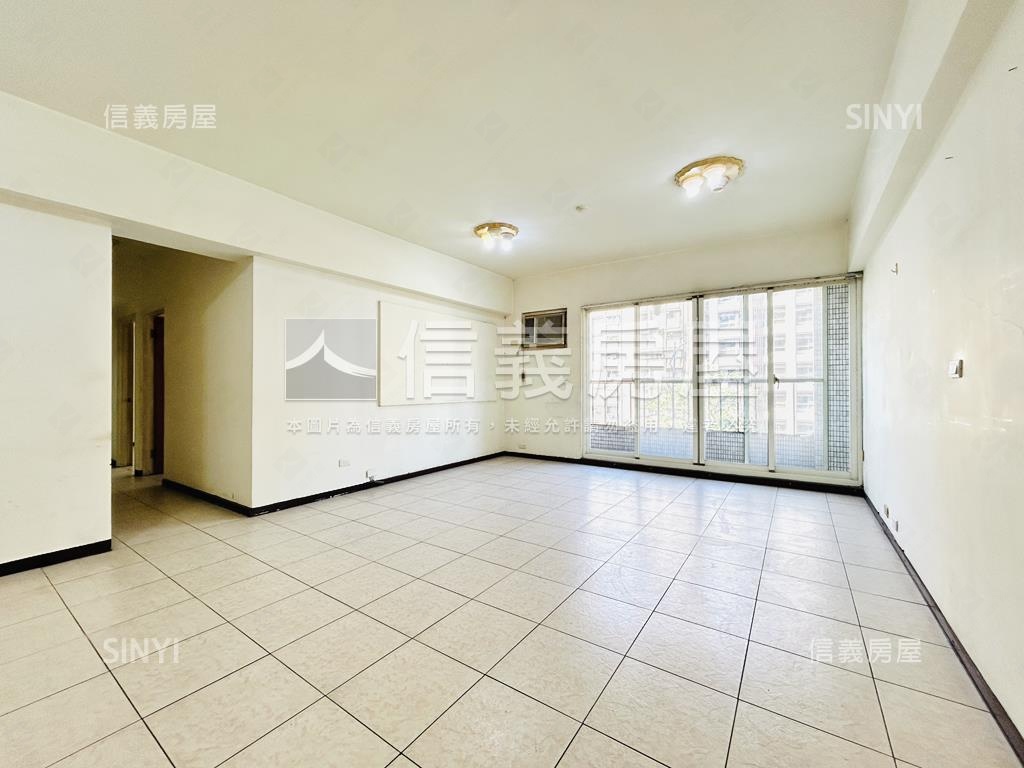 中山國小捷運電梯三房房屋室內格局與周邊環境