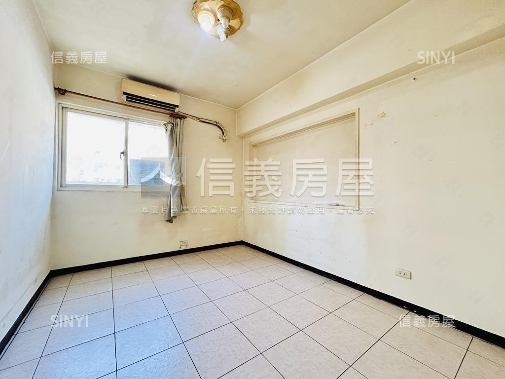 中山國小捷運電梯三房房屋室內格局與周邊環境