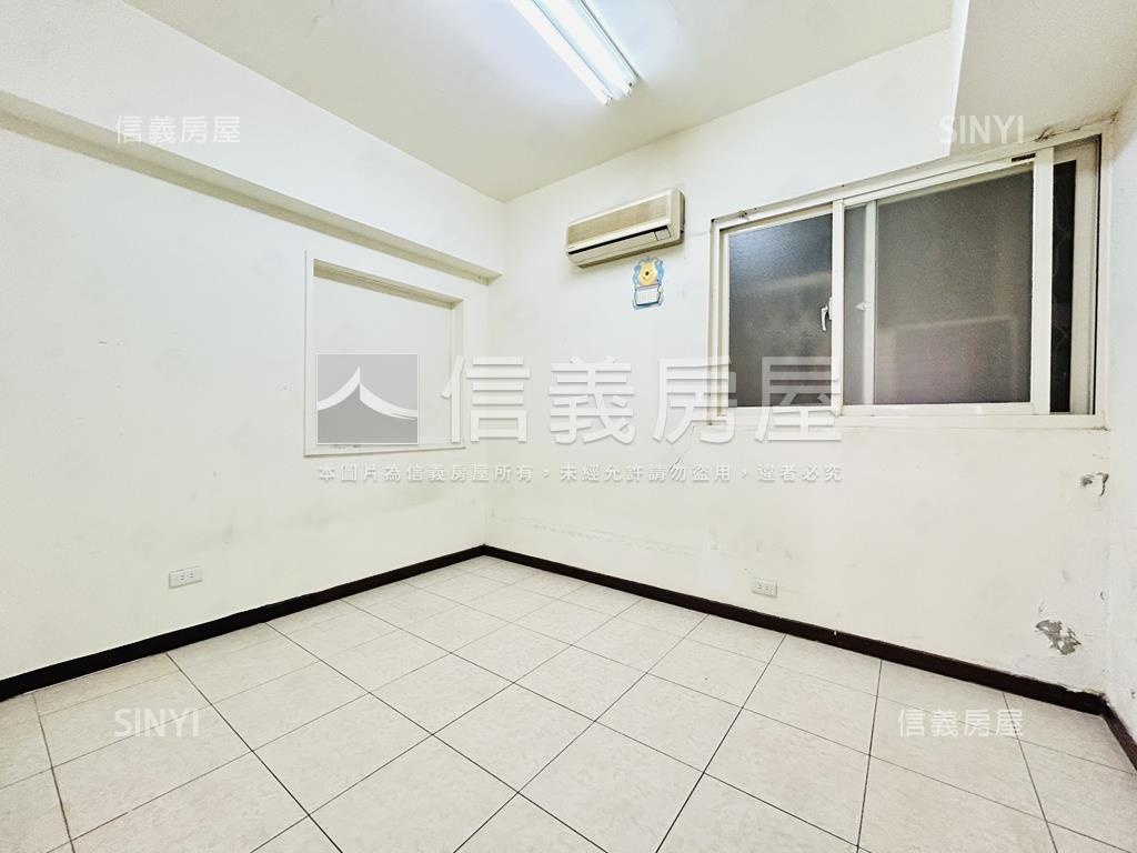 中山國小捷運電梯三房房屋室內格局與周邊環境