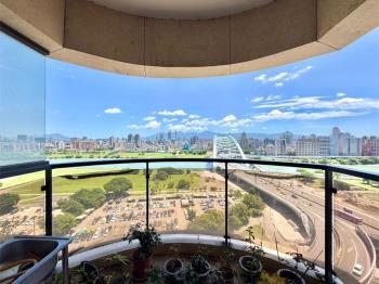 豪景四房坡平一橋北市豪邸