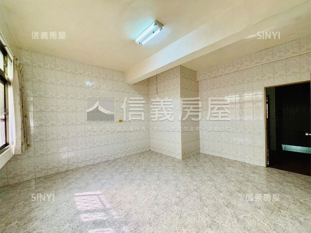 可住可店大空間臨路透天房屋室內格局與周邊環境