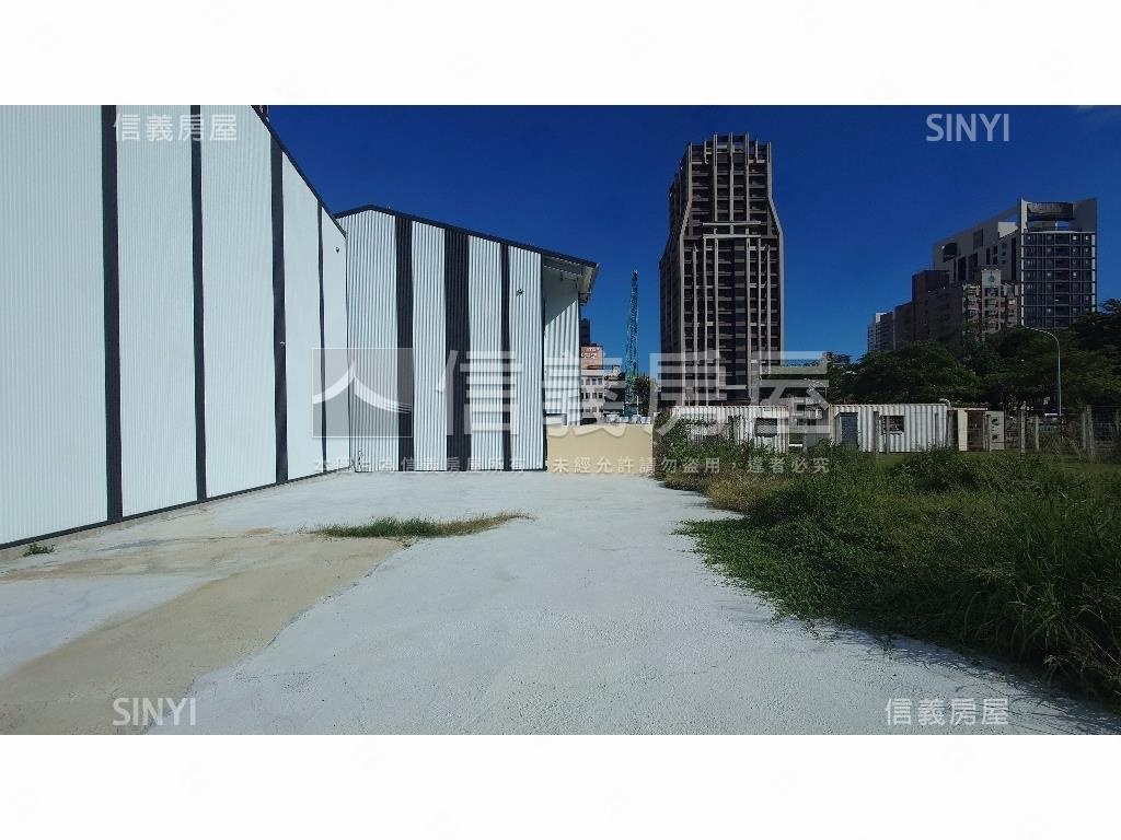 中華建國鳳北段住５土地１房屋室內格局與周邊環境