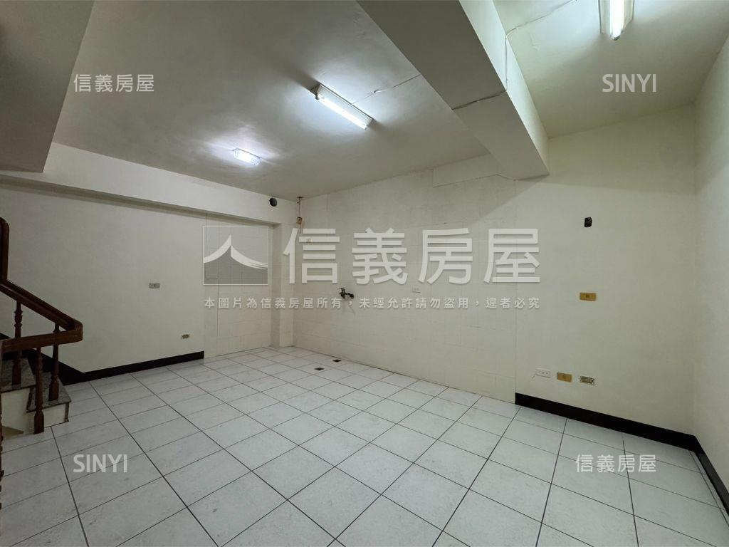 正新市市區採光佳樓店房屋室內格局與周邊環境