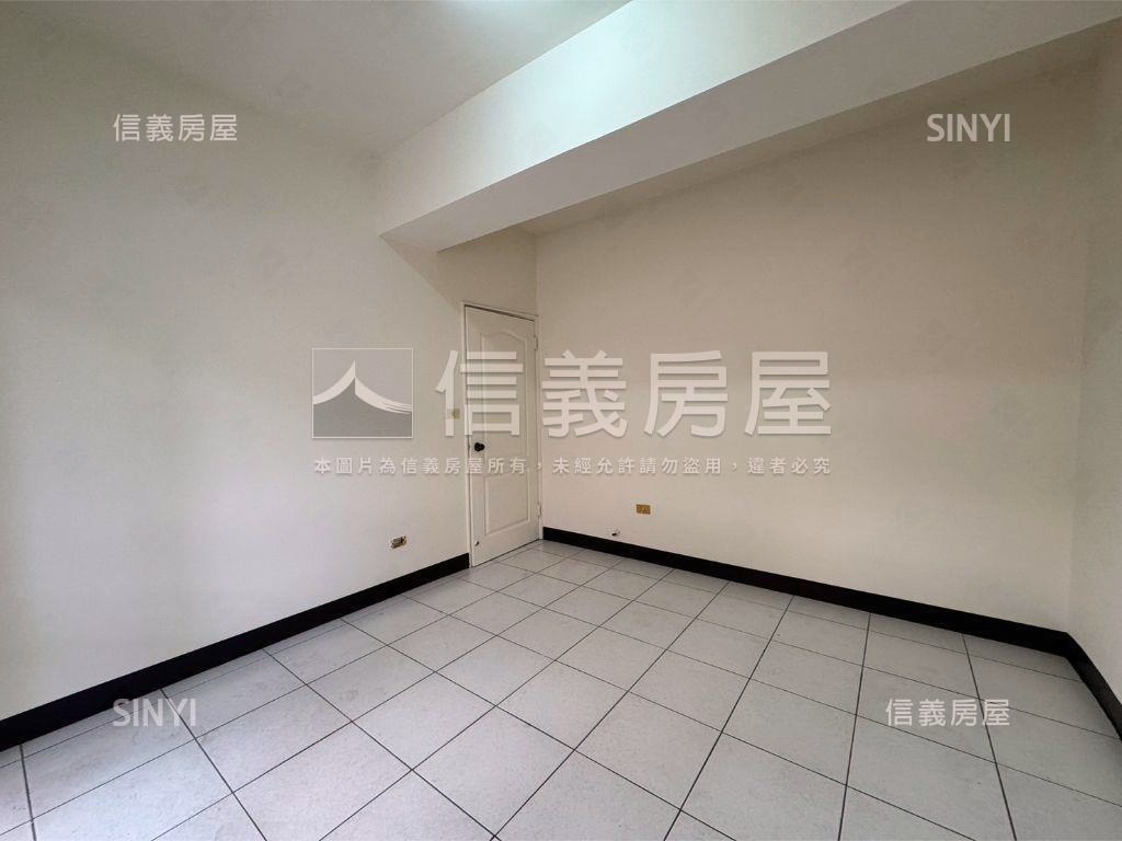 正新市市區採光佳樓店房屋室內格局與周邊環境