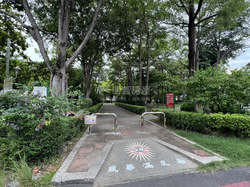 面文南公園獨院別墅房屋室內格局與周邊環境