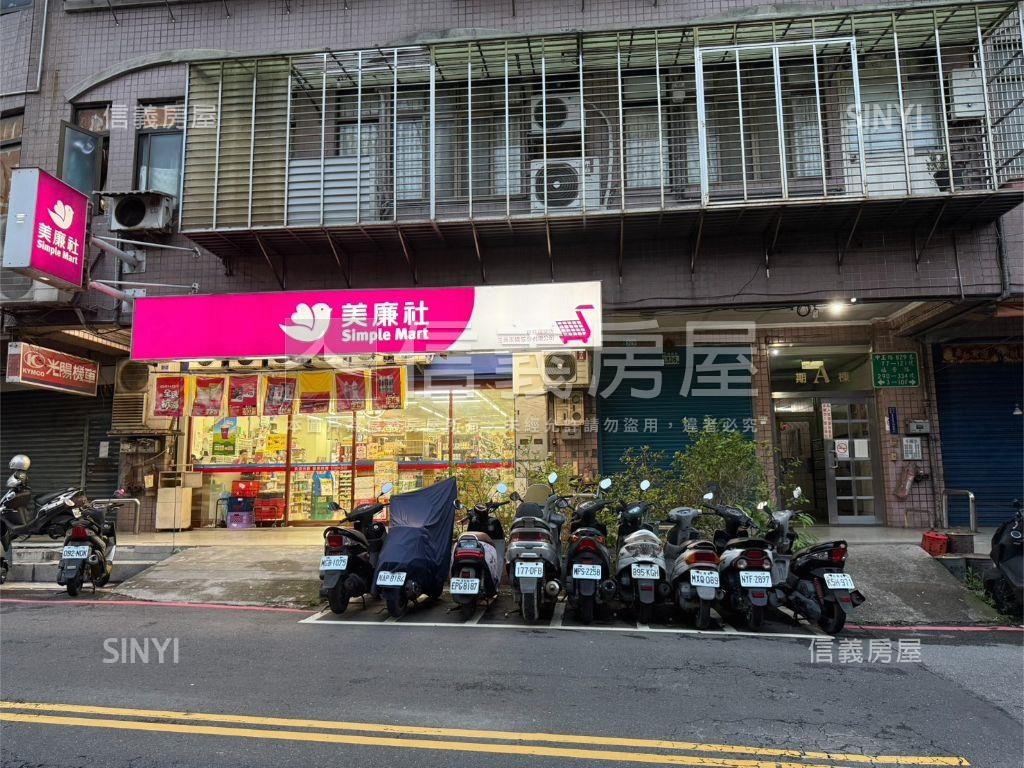 鈴木金店面房屋室內格局與周邊環境