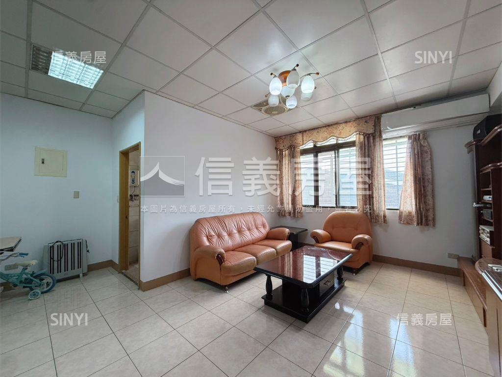 鈴木金店面房屋室內格局與周邊環境