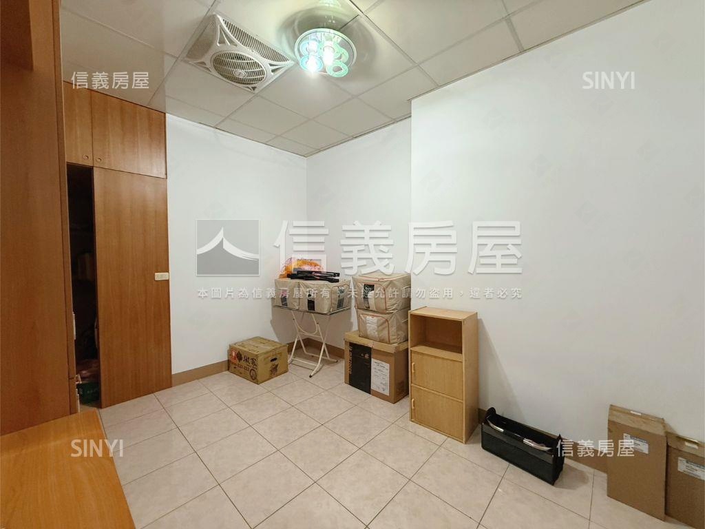 鈴木金店面房屋室內格局與周邊環境