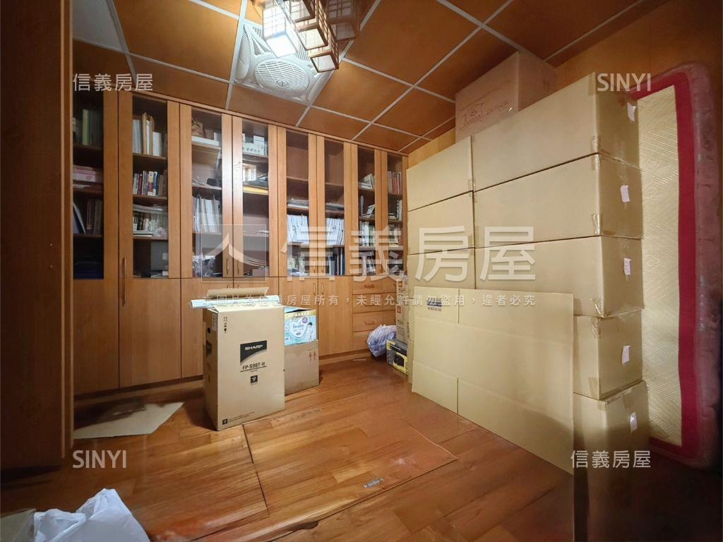 鈴木金店面房屋室內格局與周邊環境
