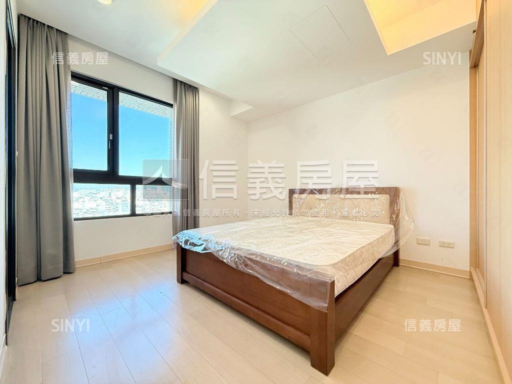 世紀之頂視野四房雙平車位房屋室內格局與周邊環境