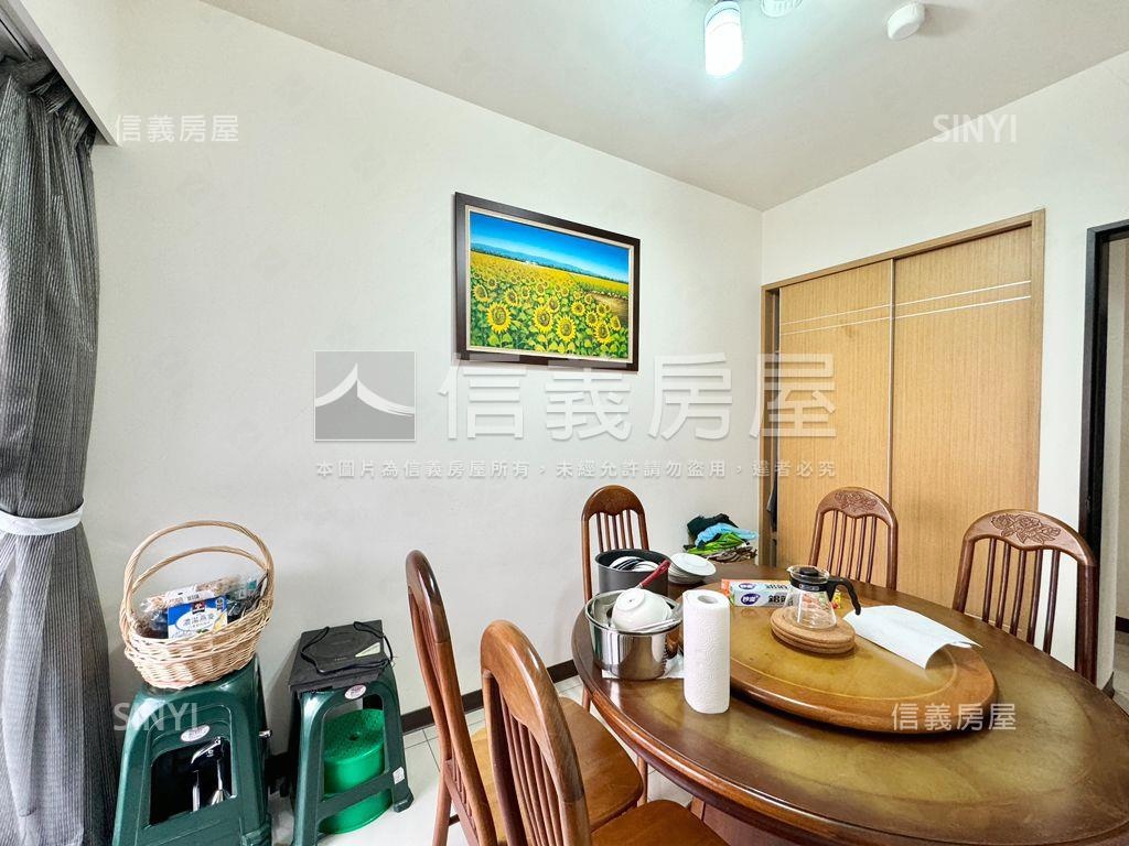 南向亮眼三房車位房屋室內格局與周邊環境