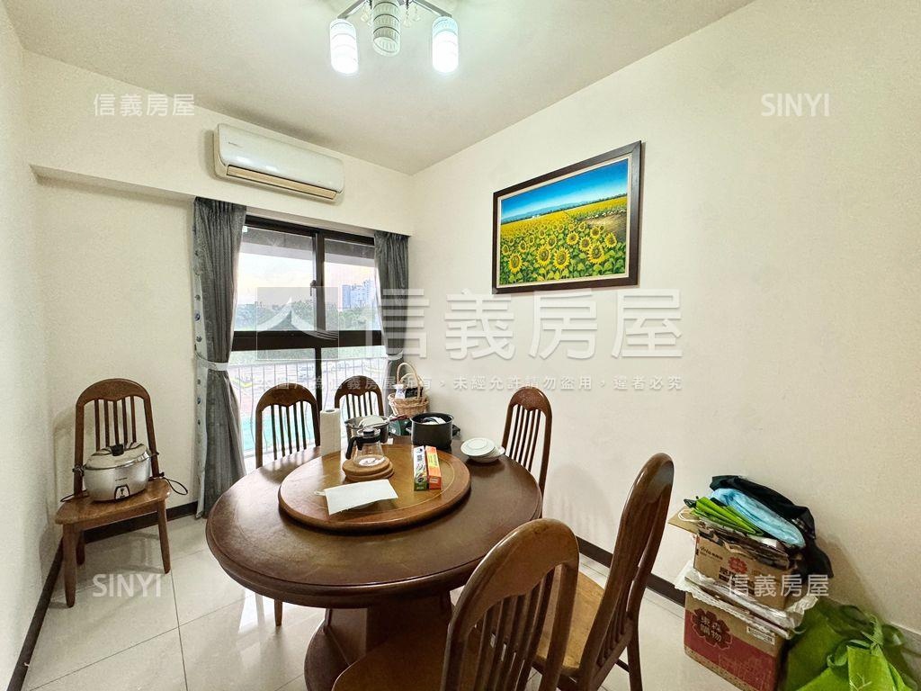 南向亮眼三房車位房屋室內格局與周邊環境