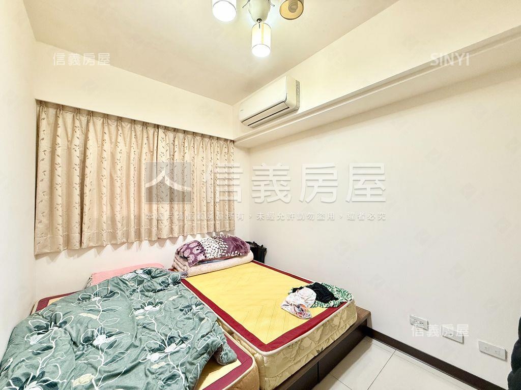 南向亮眼三房車位房屋室內格局與周邊環境