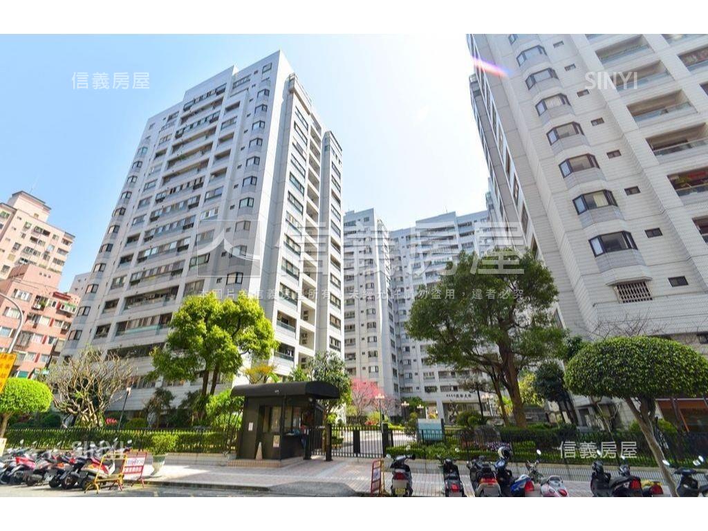 國泰巴黎花都三房車位房屋室內格局與周邊環境