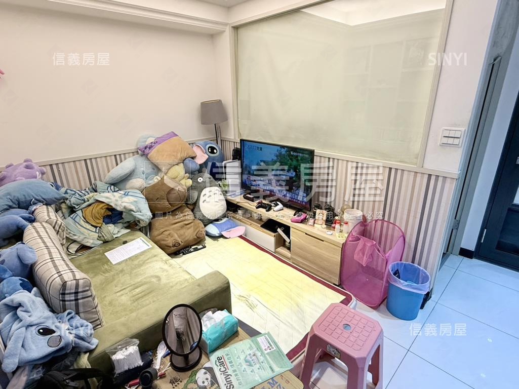 超級花園美滿２房車位房屋室內格局與周邊環境