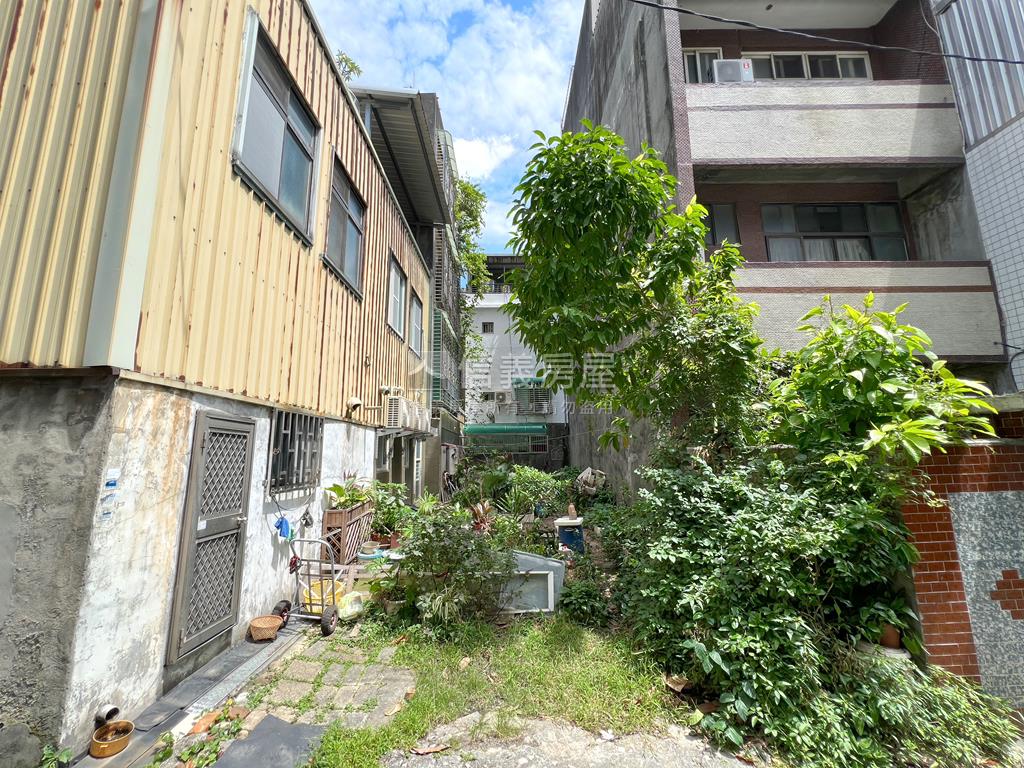 龍安。江南段土地稀有釋出房屋室內格局與周邊環境