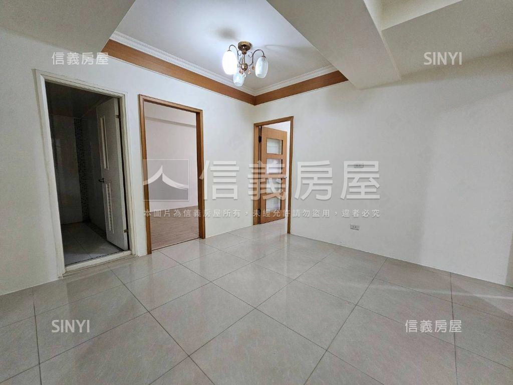 首購●青青校樹三房平車房屋室內格局與周邊環境