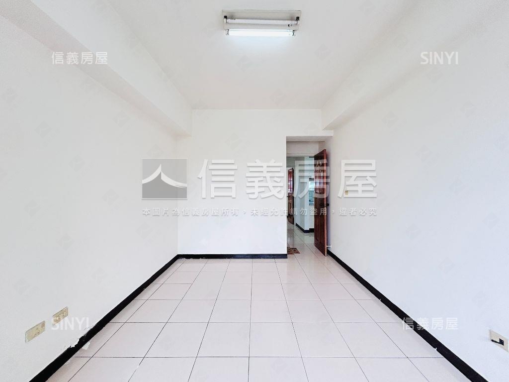 火車站前方便宅！！！房屋室內格局與周邊環境