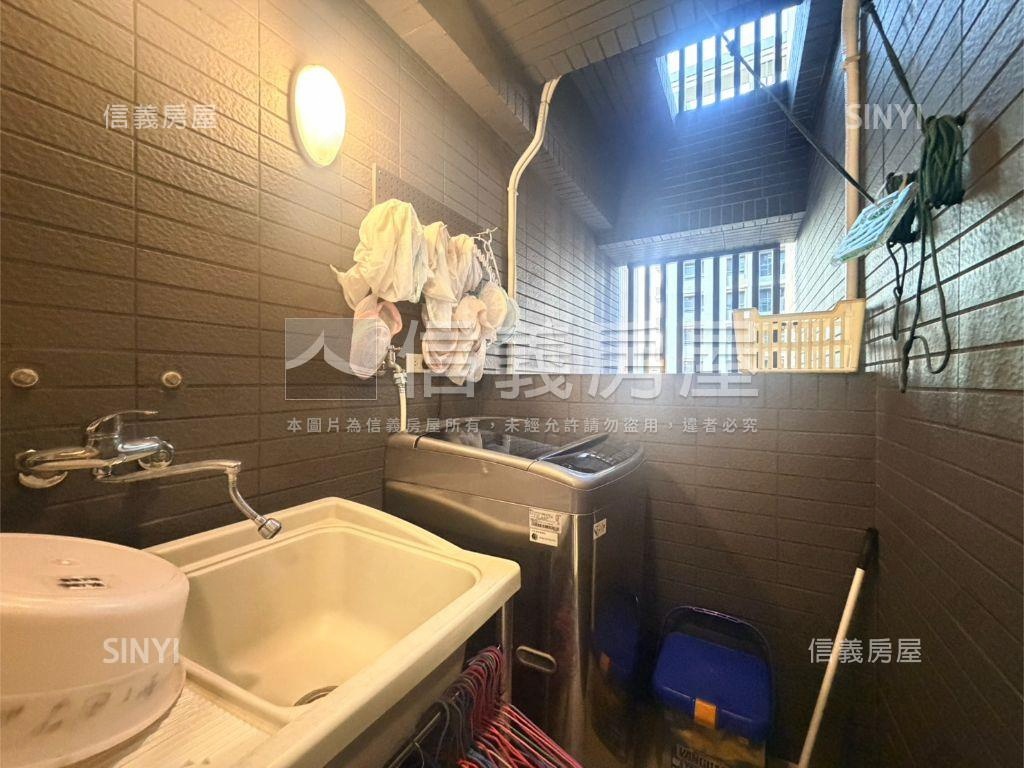 總太美樂地兩房平車房屋室內格局與周邊環境