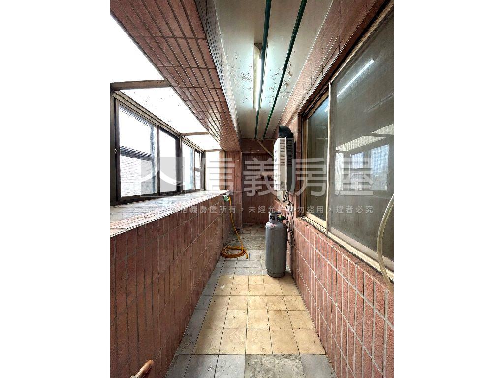 富貴新人小資三房房屋室內格局與周邊環境