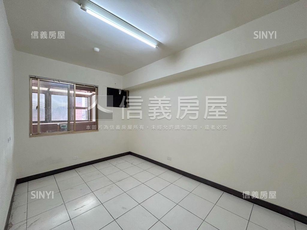 富貴新人小資三房房屋室內格局與周邊環境