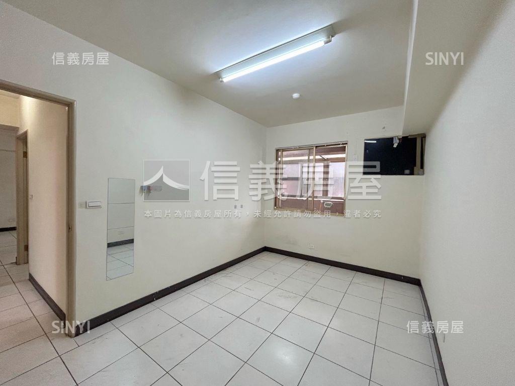 富貴新人小資三房房屋室內格局與周邊環境