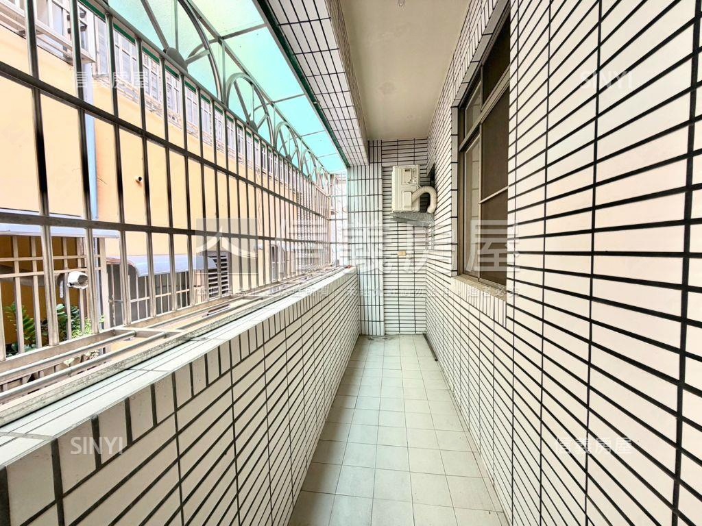 北區太子建設面寬雙車店住房屋室內格局與周邊環境
