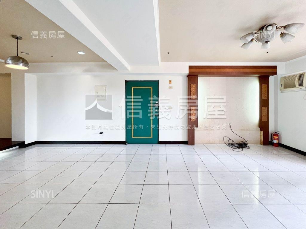 近中國醫永興盛世次頂樓房屋室內格局與周邊環境