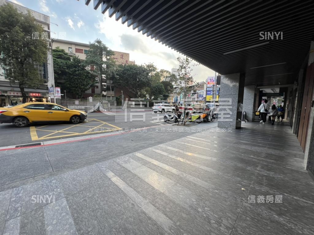 專任民生禮御稀有邊間兩房房屋室內格局與周邊環境