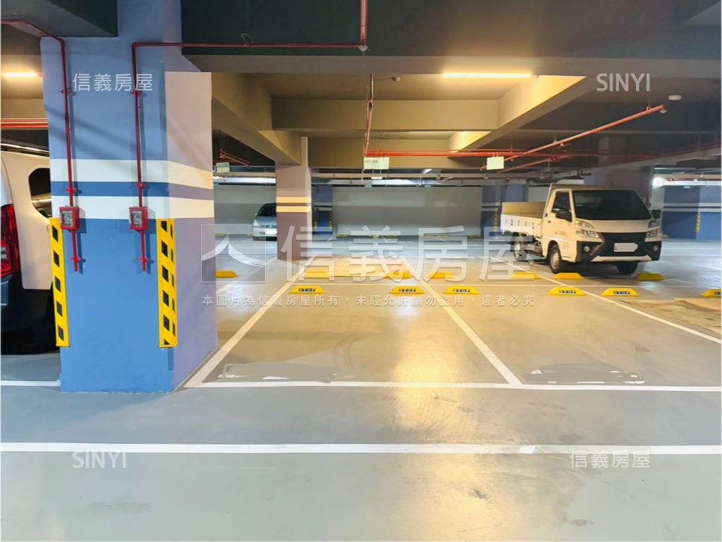 皇普莊園兩房平車邊間戶房屋室內格局與周邊環境
