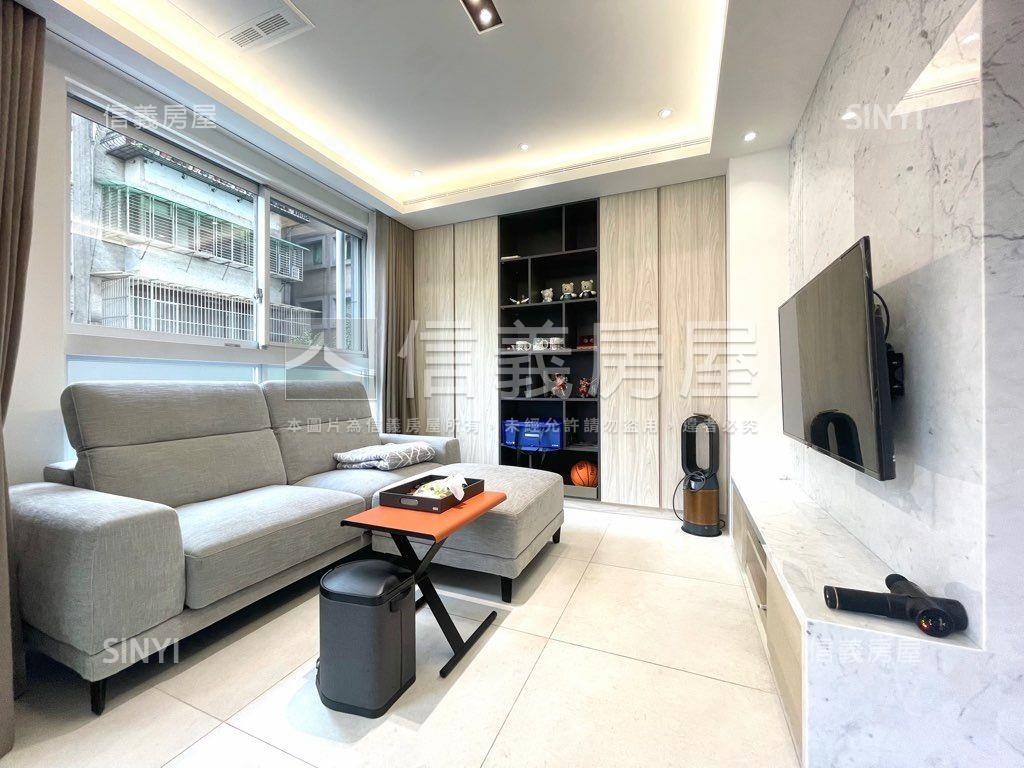 富富話合邊間兩房附坡平房屋室內格局與周邊環境