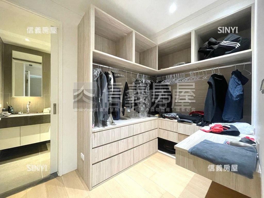 富富話合邊間兩房附坡平房屋室內格局與周邊環境