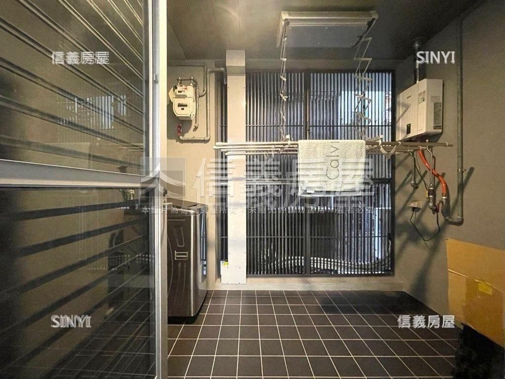 富富話合邊間兩房附坡平房屋室內格局與周邊環境