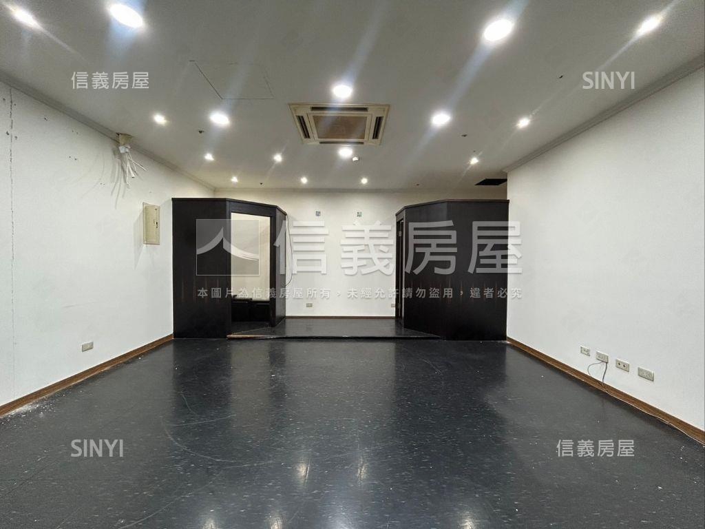 海華小資店面房屋室內格局與周邊環境