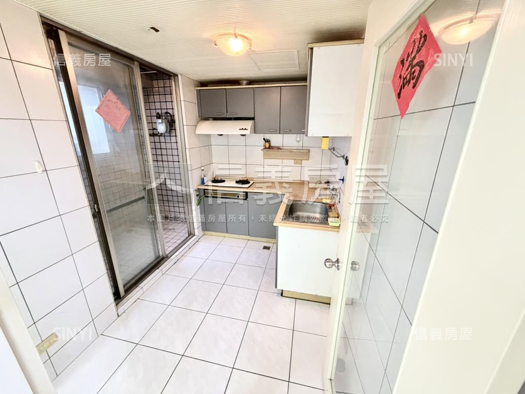 美景日安高樓３房坡平車位房屋室內格局與周邊環境