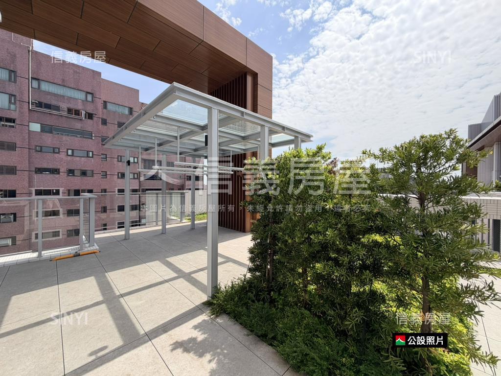 誠售亞昕一緻次頂雙車房屋室內格局與周邊環境