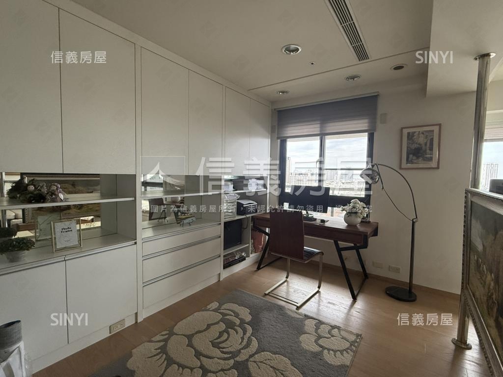 鳥瞰湖美日和雙平車房屋室內格局與周邊環境