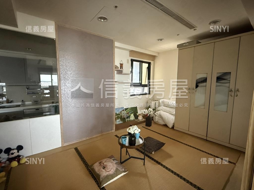 鳥瞰湖美日和雙平車房屋室內格局與周邊環境