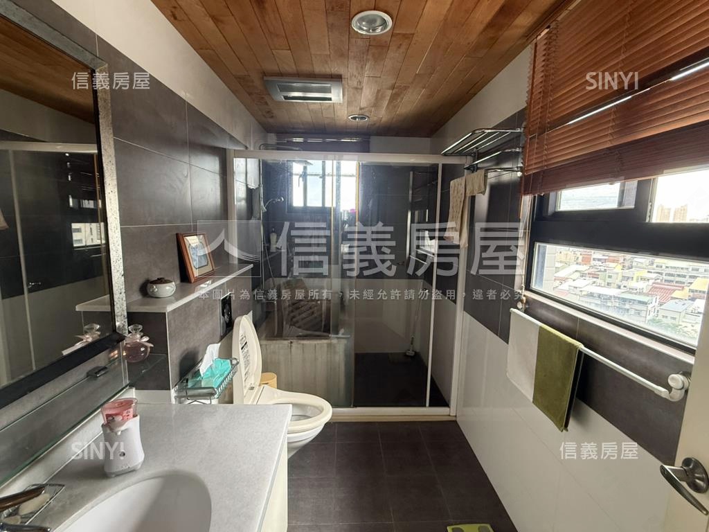 鳥瞰湖美日和雙平車房屋室內格局與周邊環境