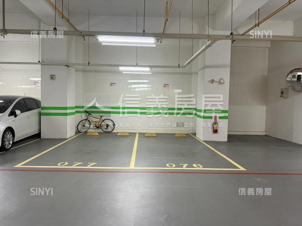 鳥瞰湖美日和雙平車房屋室內格局與周邊環境