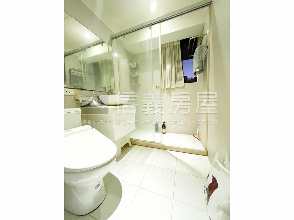新第來亨裝潢美宅房屋室內格局與周邊環境