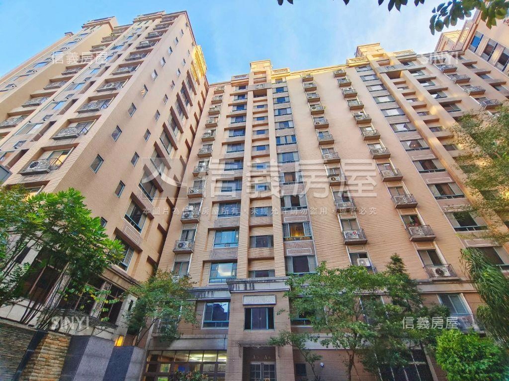 經國麗品˙３房車位房屋室內格局與周邊環境